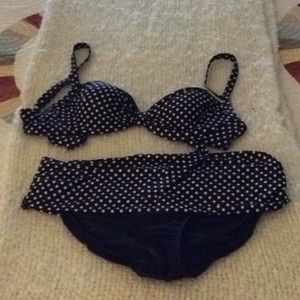 Coco reef bathing suit 2 piece black and white Lrg